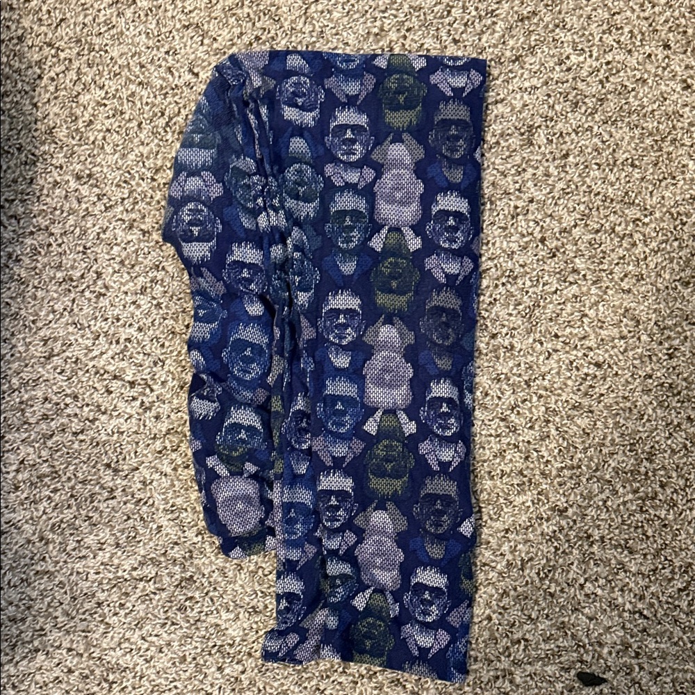 LuLaRoe Navy and White Patterned Leggings
